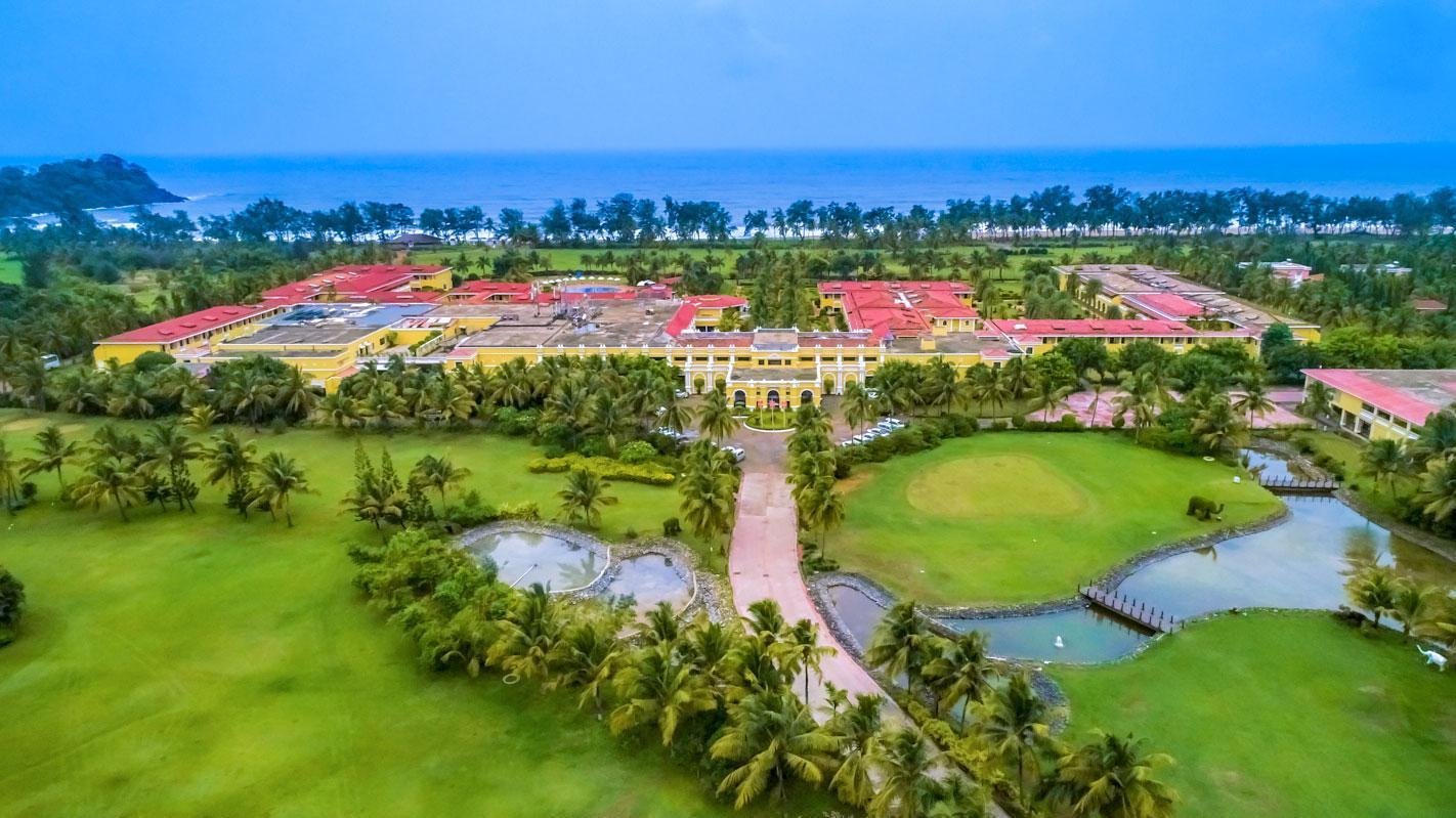 Goa with The Lalit & Gulf Spa Resort: TDG-131